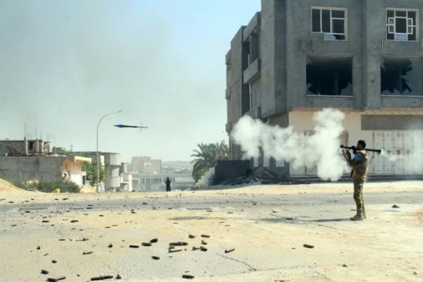 Libyan forces resume attack on IS last spots in Sirte