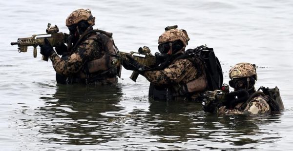 Germany sends frogmen to the Libyan coast to cut off weapons delivery to IS